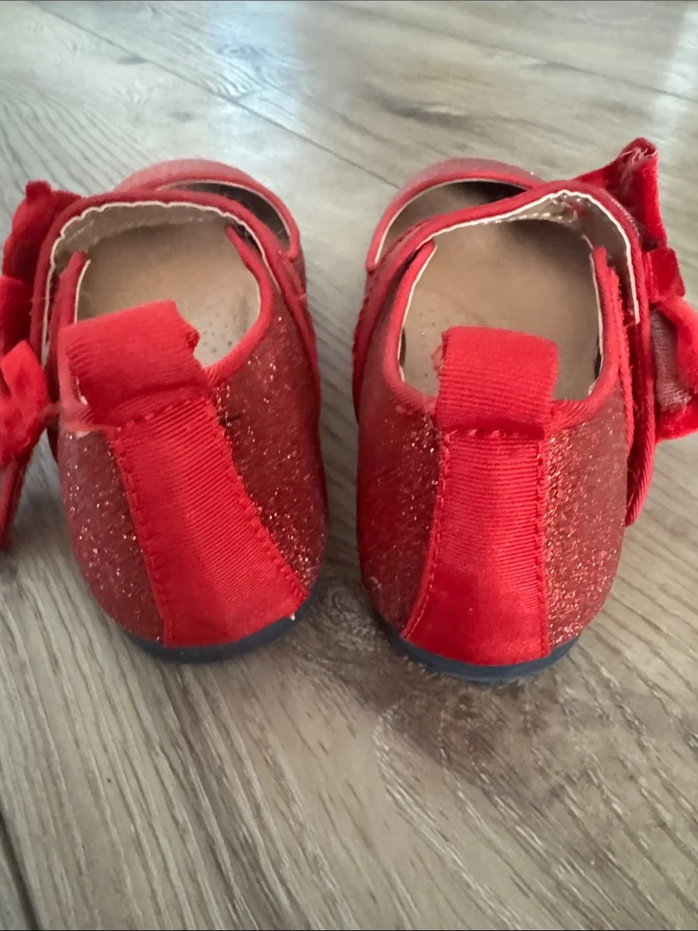SO Red Glitter Mary Jane Dress Shoes with Bow Strap